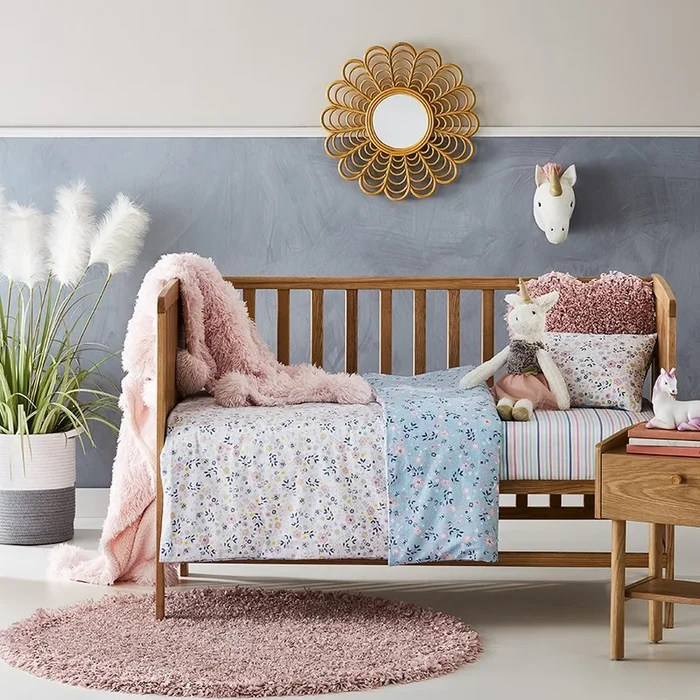 Bee Happy Flannelette Cot Quilt Cover Set