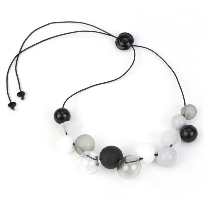 Bolla Offset Necklace
