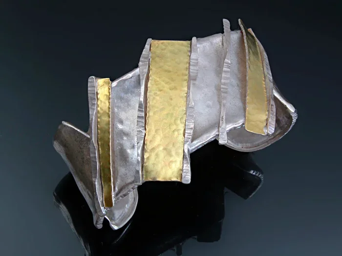 Diagonal Cut Cuff
