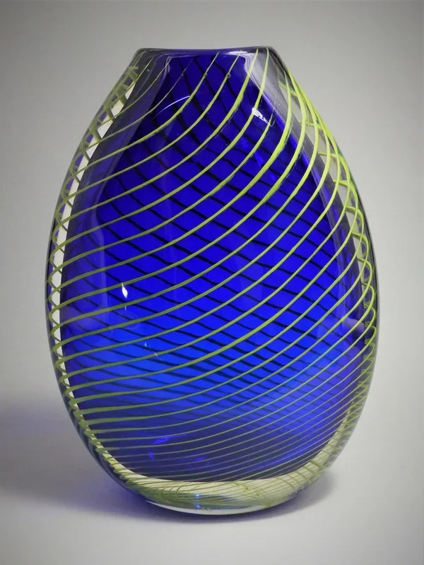 Flattened Optic Twist Vase in Blue – Small
