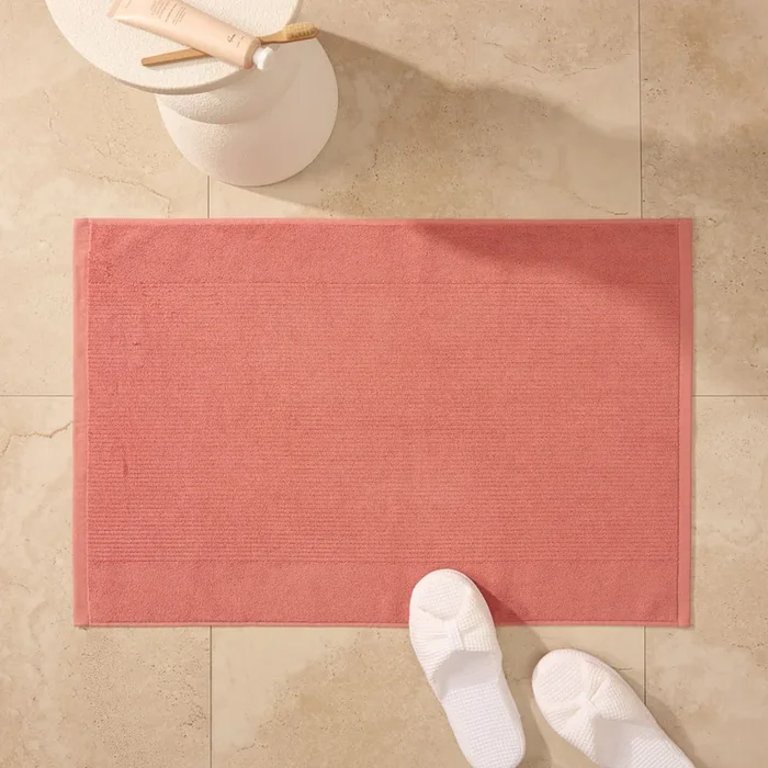 Flinders Strawberry Bath Mat