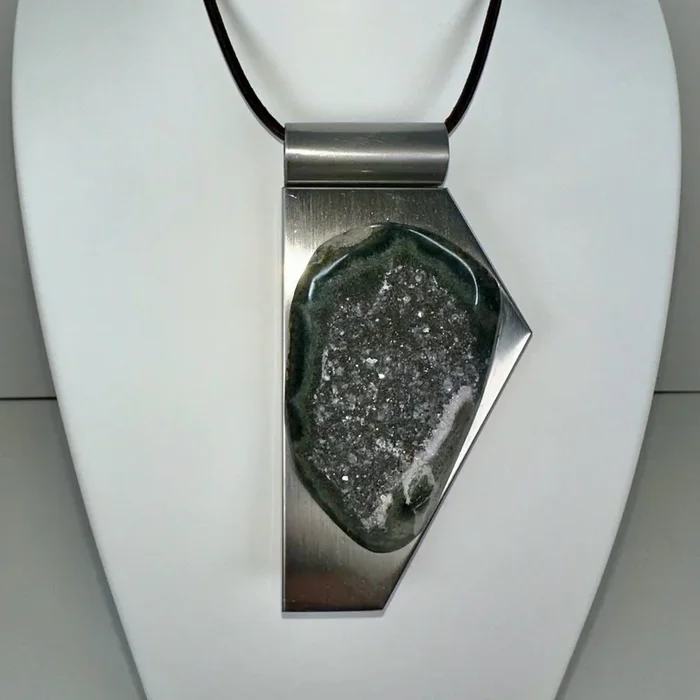 Geode-Metric Necklace