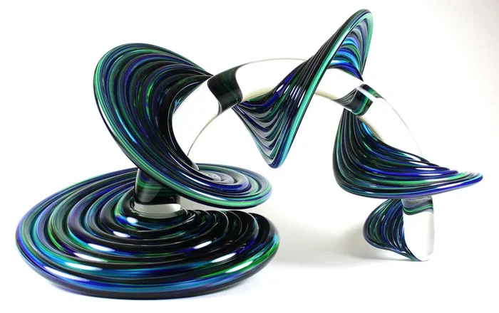 Green and Blue Mix Heechee Probe – Green Blue Mix