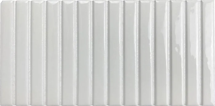 Kit‑Kat Snow (4.5×9.1 Glossy)