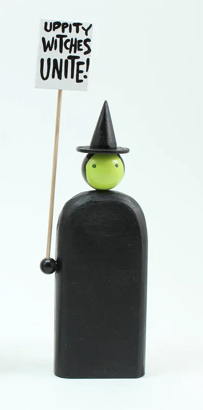 Picketing Witches – Uppity Witches
