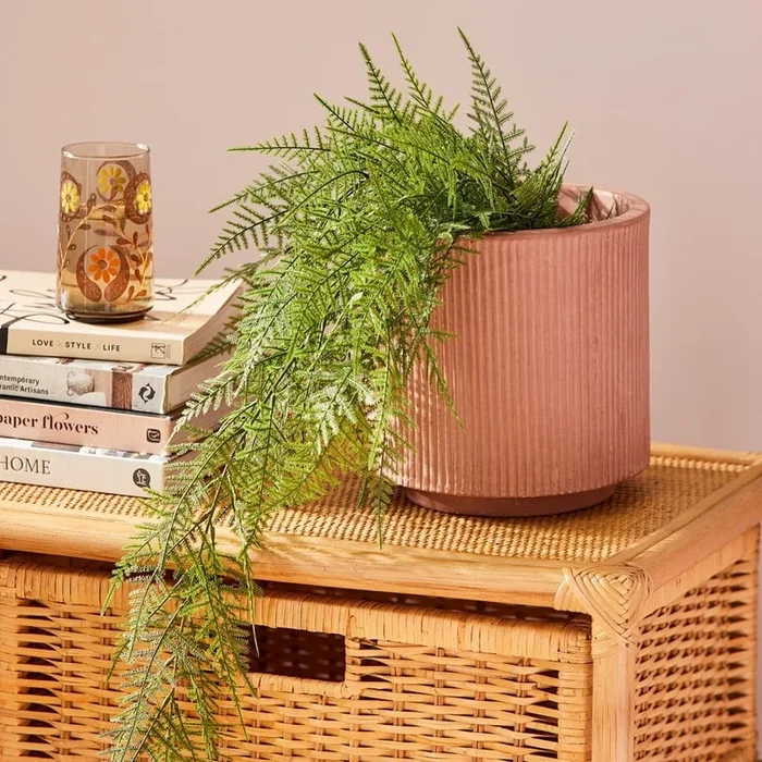 Pleat Rose Pot