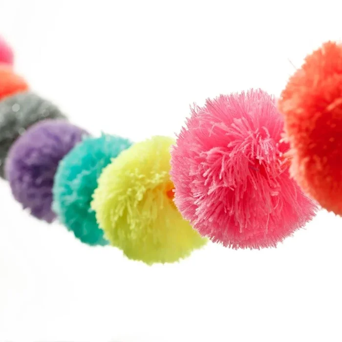 Pom Pom Garland Bright