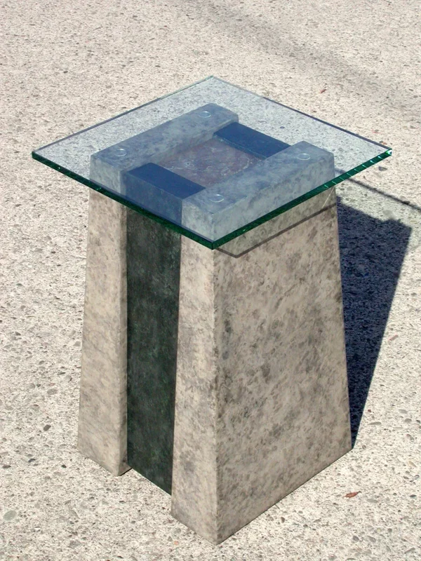 Sarsen Pedestal Table – Standard