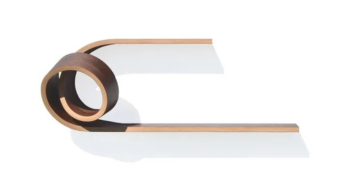 Simple Twist Shelf