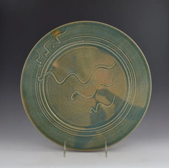 Slip Trailed Green Plate